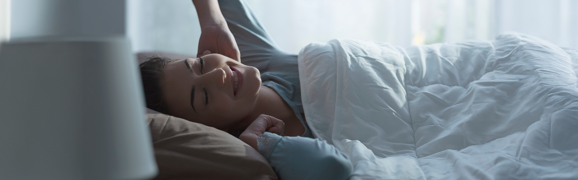 Selecting the Coziest Mattress for Stress-Free Sleep Solutions